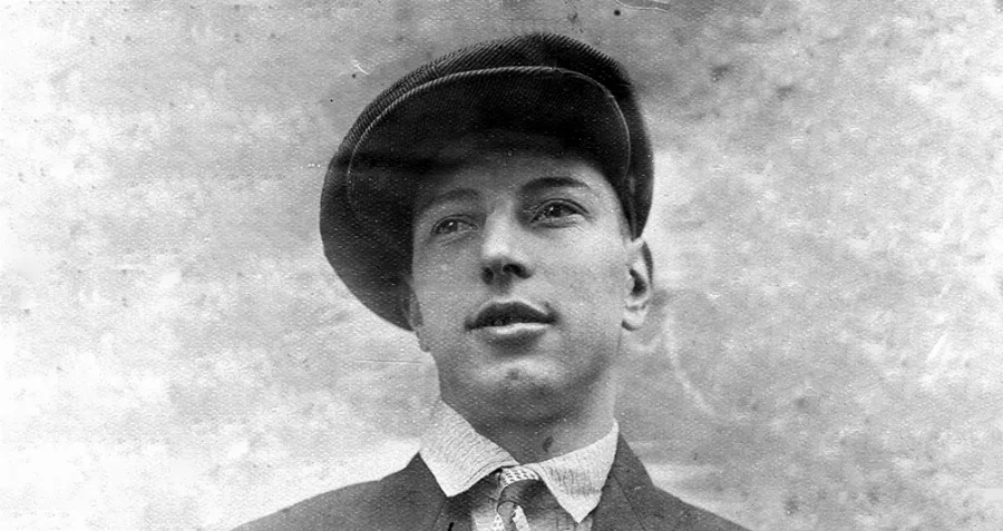 Виктор Лавров